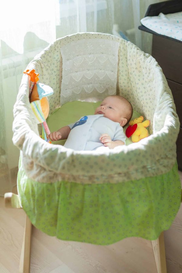 Lit de bébé : les différents types disponibles sur le marché